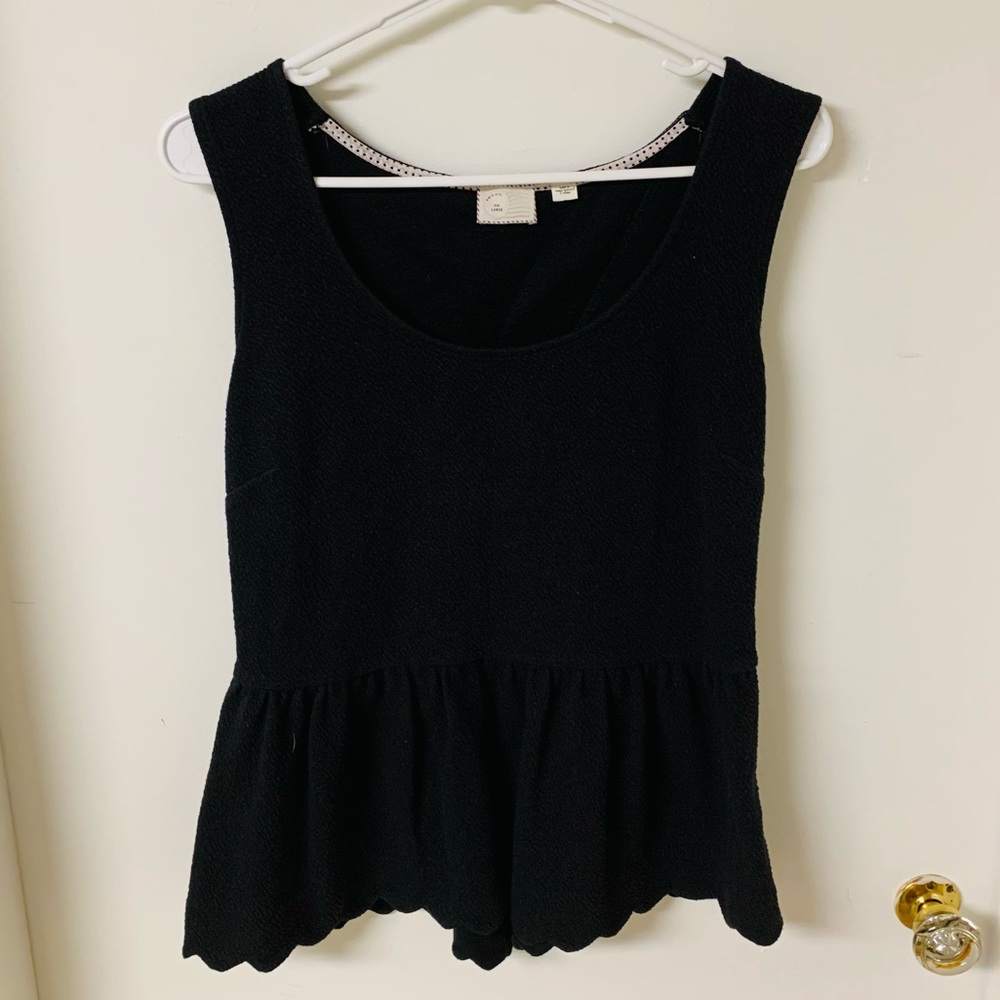 New 🌟 Black Peplum Scalloped-Back Blouse